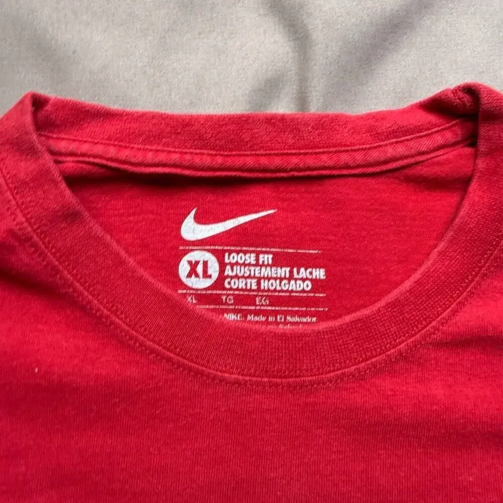 Nike Shirt Mens XL Red Loose Fit Spell out Swoosh Big Halftone Fade Logo